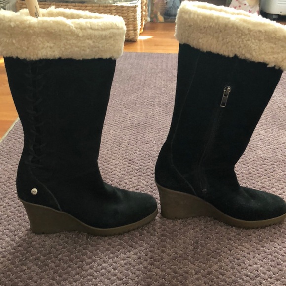 UGG Shoes - UGG of Australia black suede leather boots!
